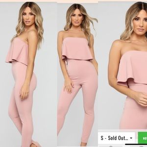 2/$30 Fashion nova mauve jumpsuit (new with tags)